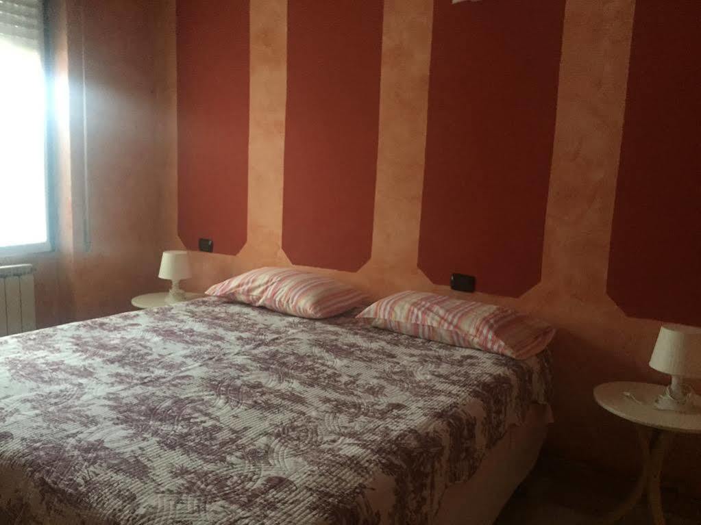 Bnbook Il Geco Olgiate Olona Buitenkant foto
